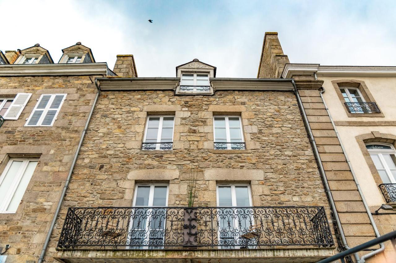Escapade Place 11 - N2 Studio - Dinan Centre Exterior foto